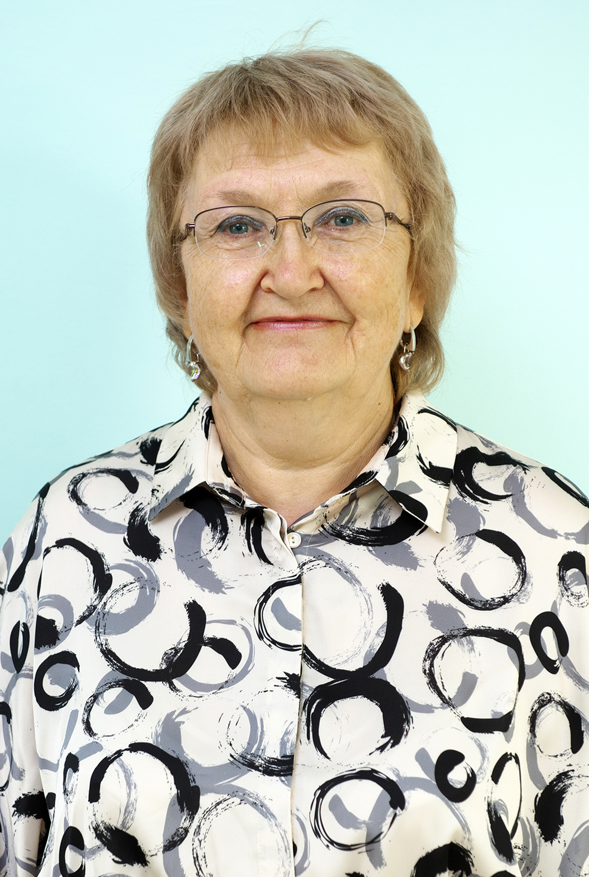 Игнатьева Галина Николаевна.